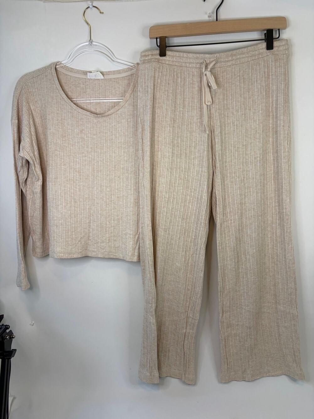 Lou & Grey Beige Ribbed Long Sleeve T-shirt Crop Pants Sleep PJ Set Size Large